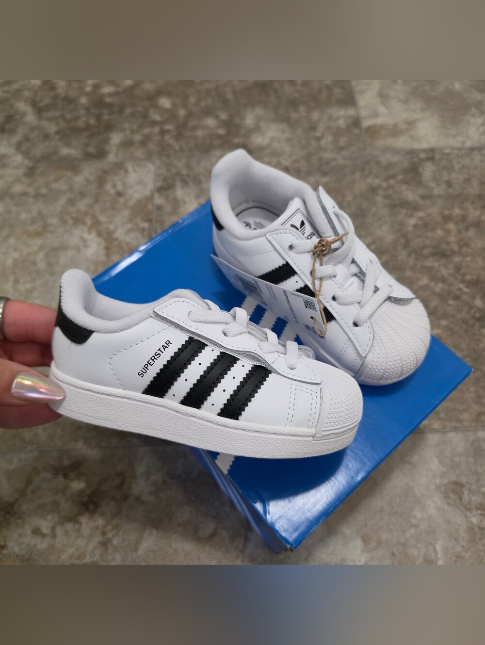 adidas Superstar II Sneakers Size 7K